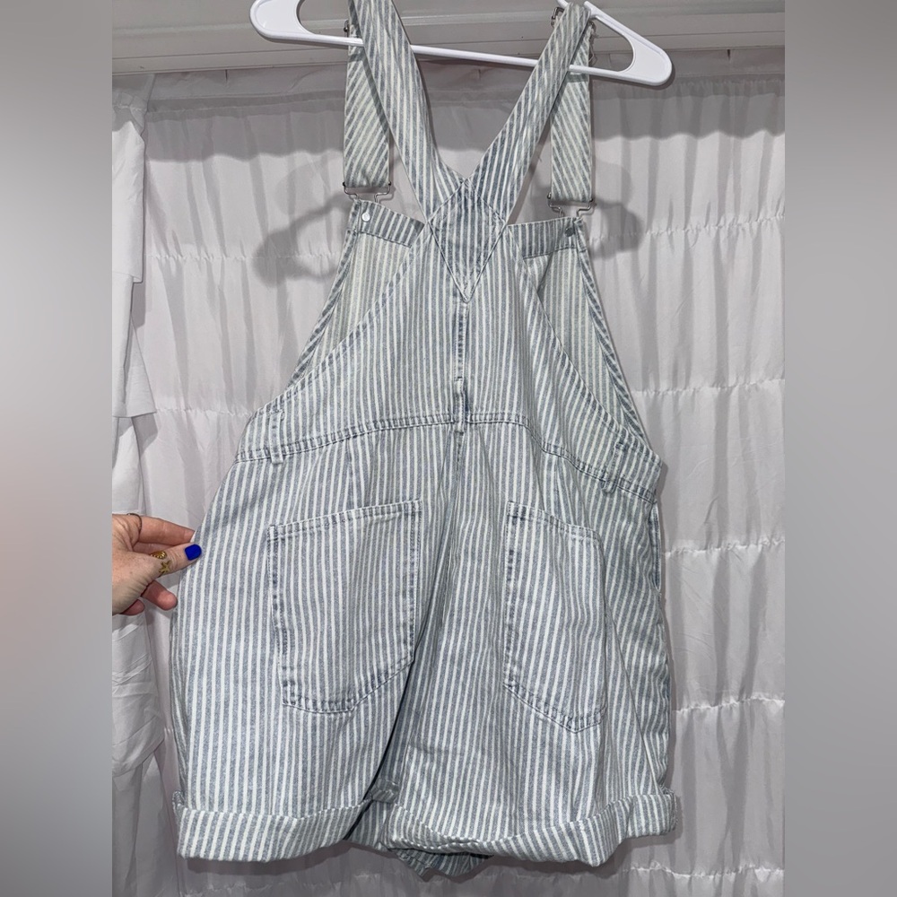 Overalls - Picture 2 of 5